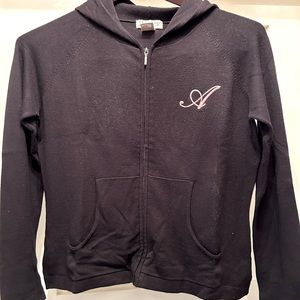 Bloom zippered cardigan. Monogram with A